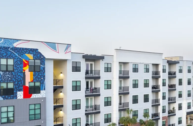 Jade at North Hyde Park (Tampa, FL)