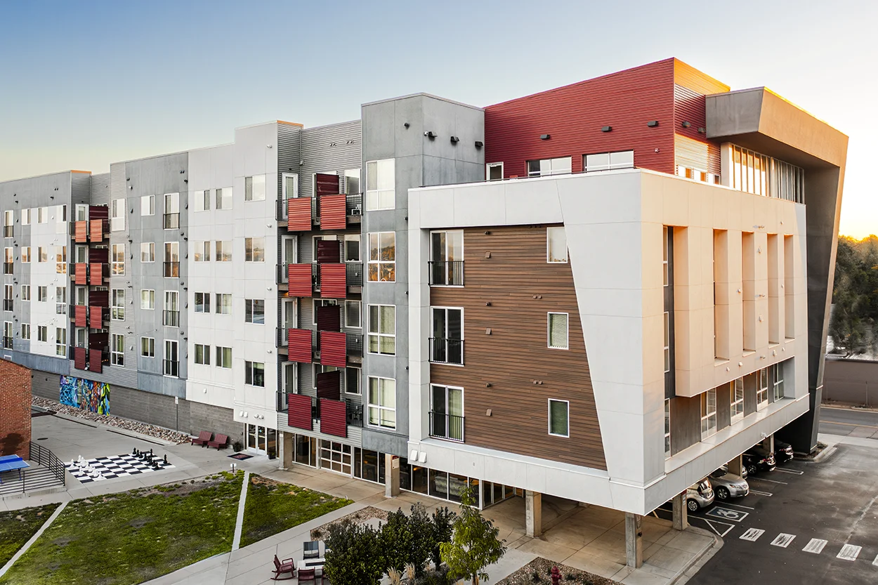 Oxford Station Apartments (Englewood, CO)