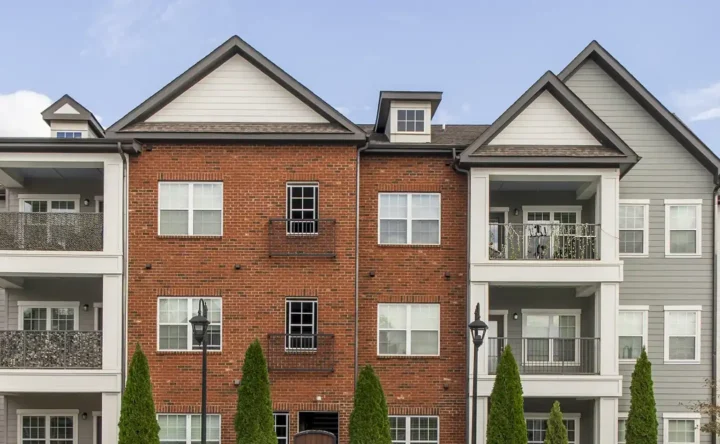 Springfield Apartments. Murfreesboro, TN