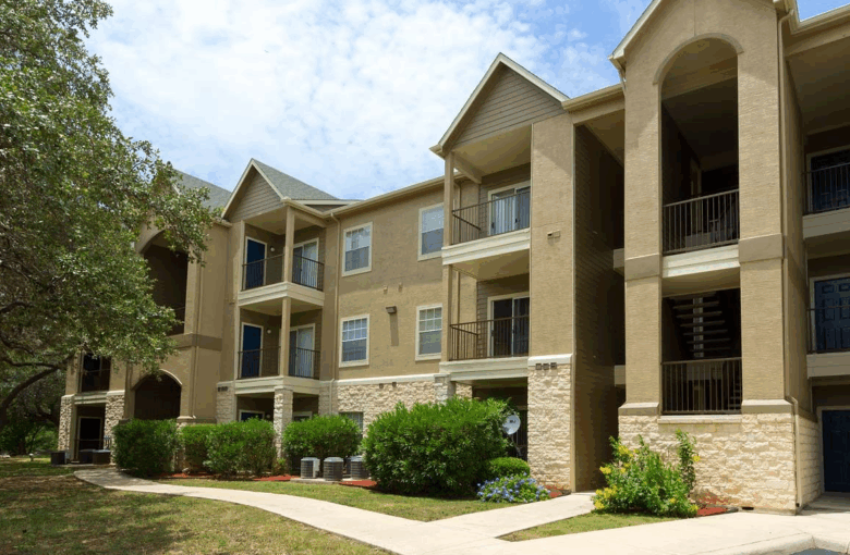 Hamilton Zanze Sells Salado Springs in San Antonio