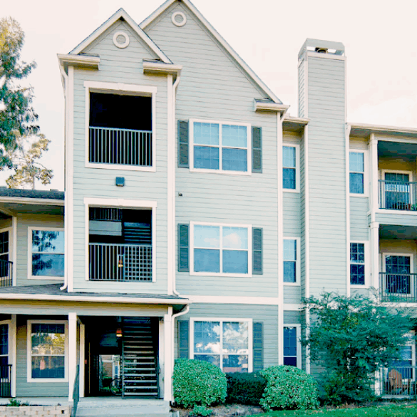 Hamilton Zanze Sells Multifamily Community in Houston Metro