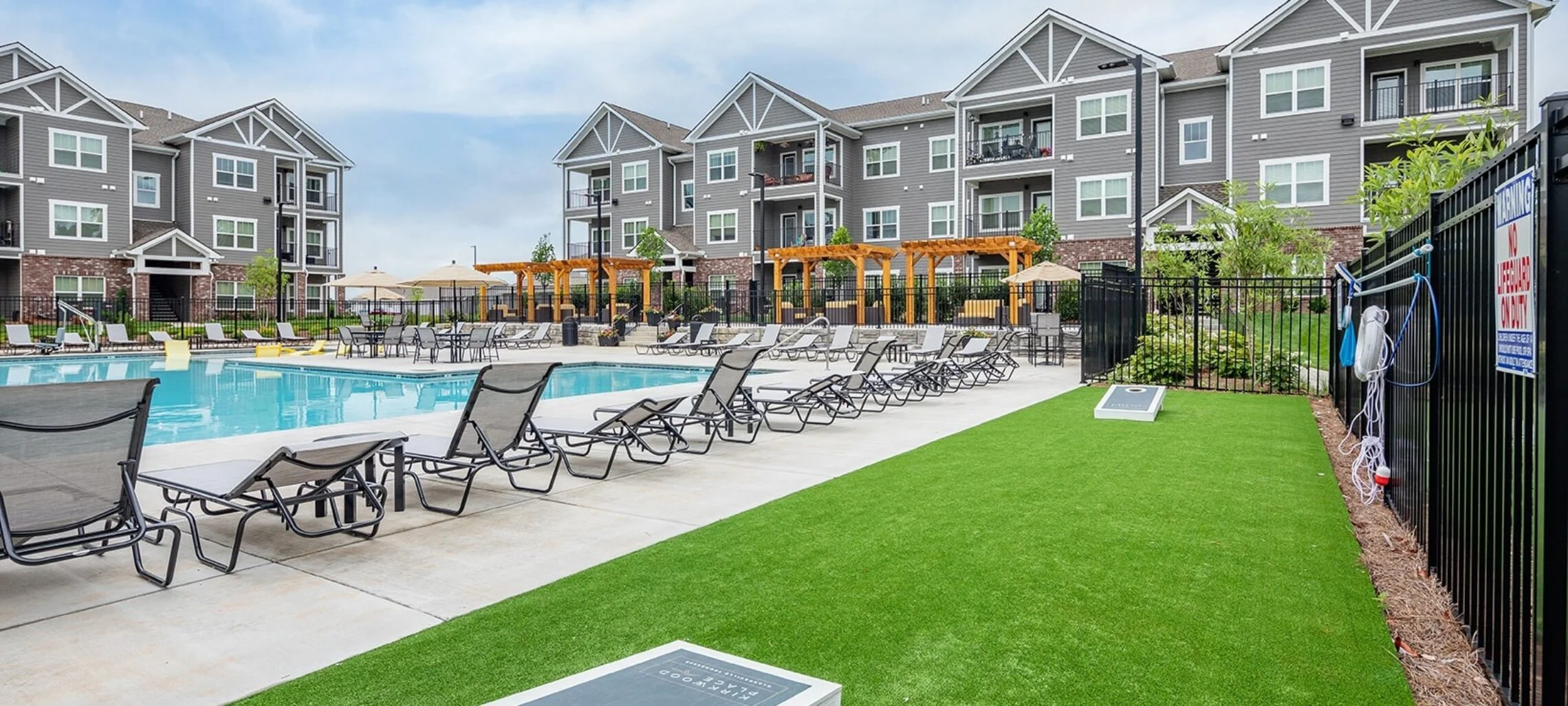 Hamilton Zanze Buys First Multifamily Community in Clarksville