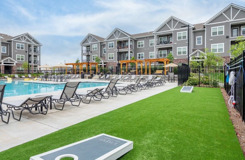 Hamilton Zanze Buys First Multifamily Community in Clarksville