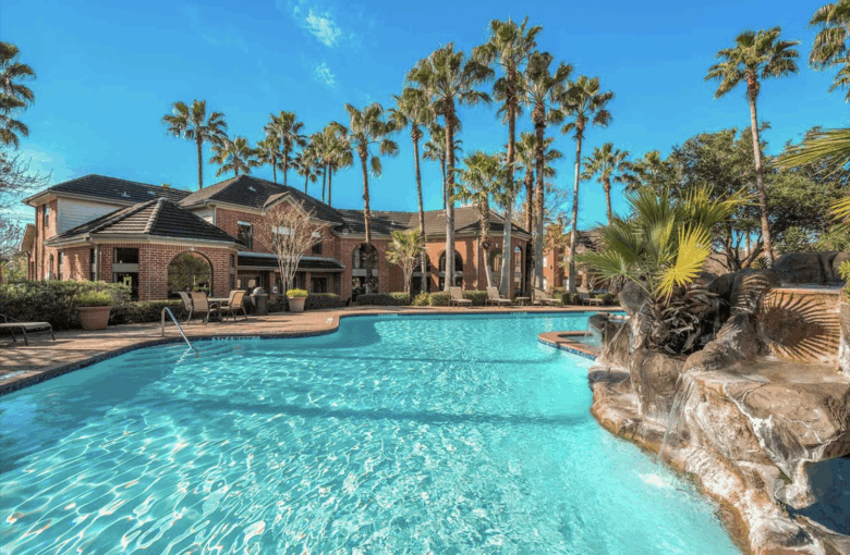 Hamilton Zanze Buys Multifamily Community in Houston Metro