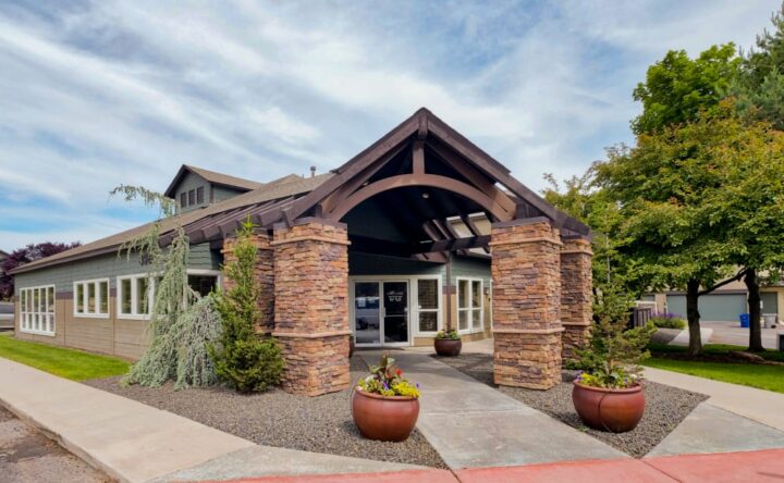 Hamilton Zanze Sells Multifamily Community In Boise