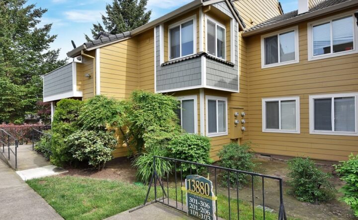 Hamilton Zanze Sells Maybeck at the Bend Apartments in Oregon