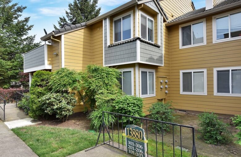 Hamilton Zanze Sells Maybeck at the Bend Apartments in Oregon