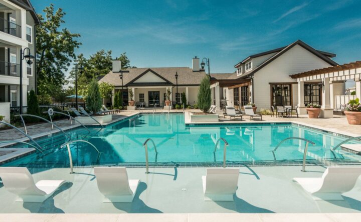 Multifamily Investor Hamilton Zanze Acquires Nashville Metro Apartments