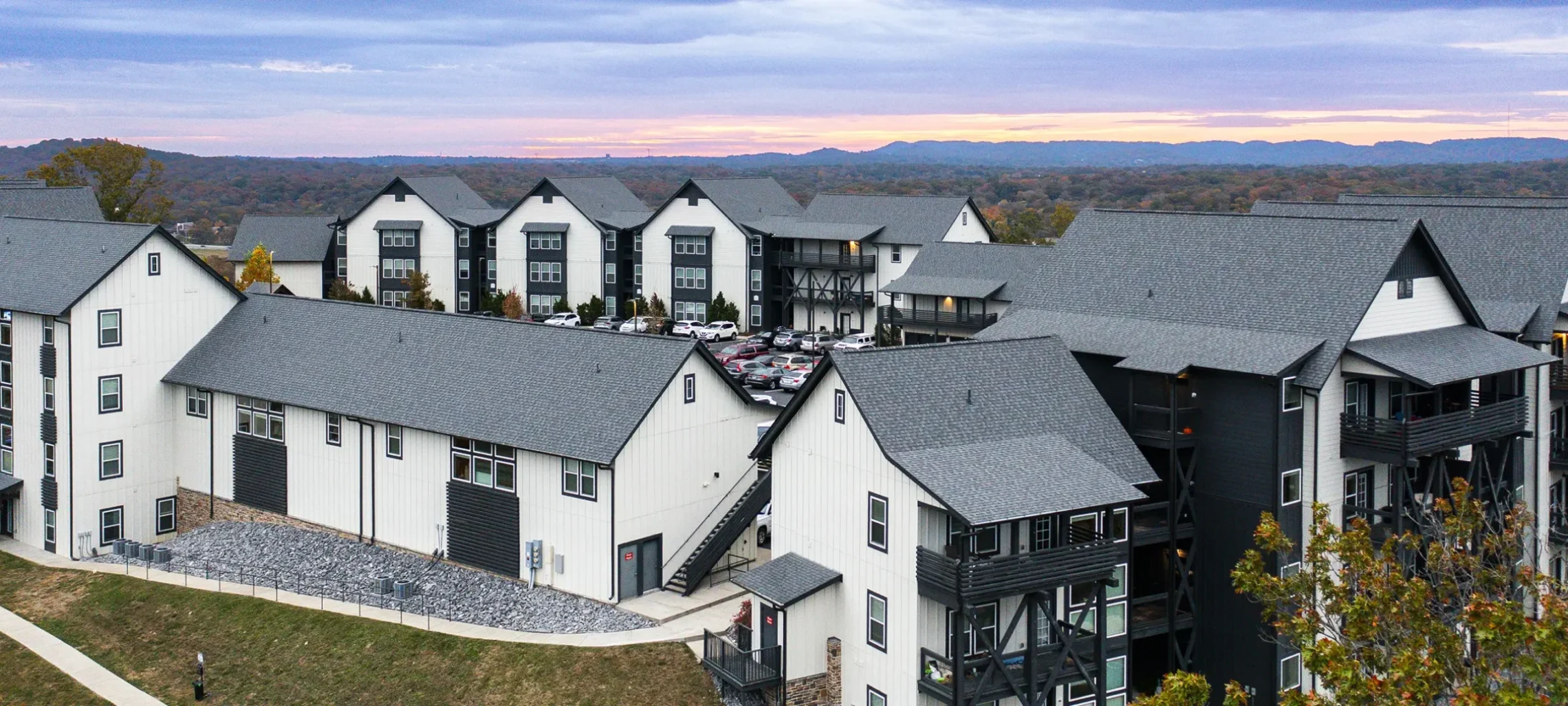 Rivertop Apartments (Nashville, TN)