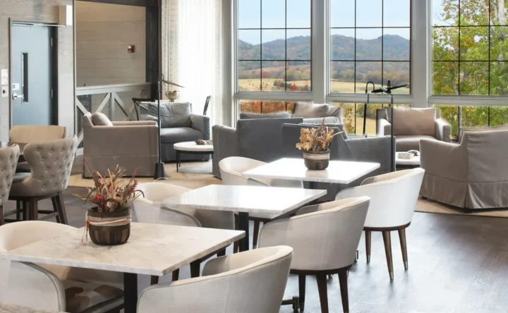 Rivertop Apartments (Nashville, TN)