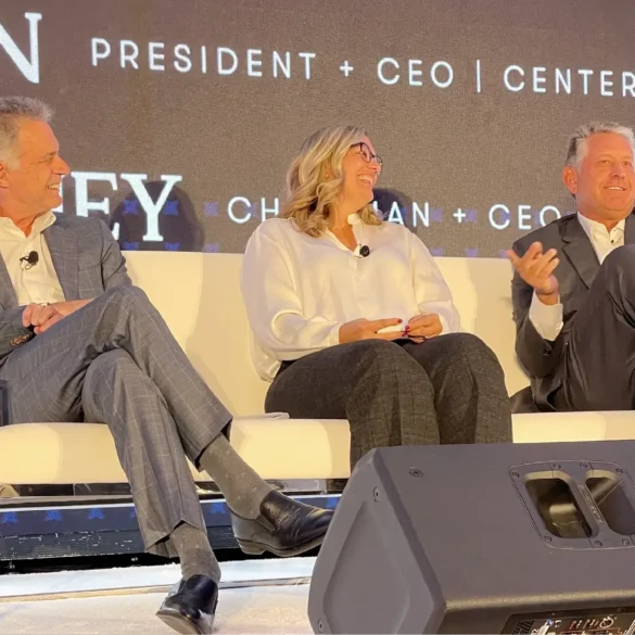 Kurt Houtkooper presents at the MFE Conference's 