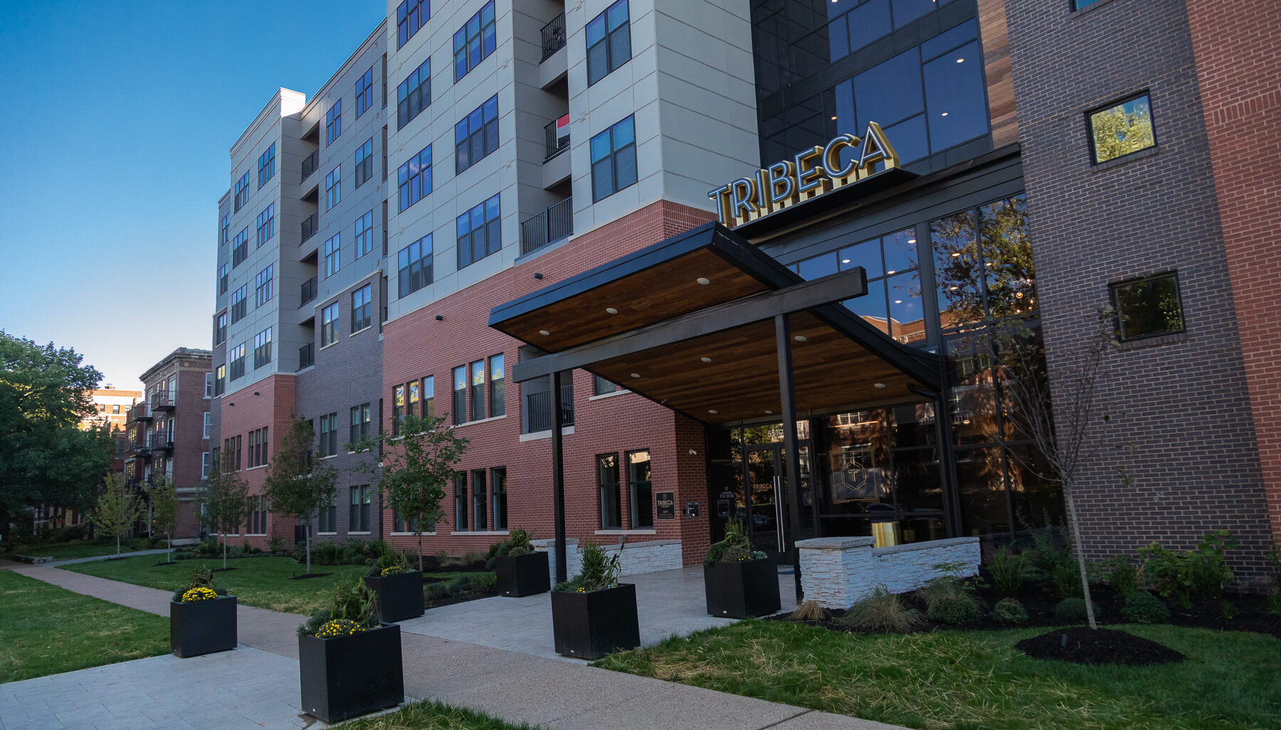 Multifamily Investor Hamilton Zanze Acquires St. Louis' Tribeca